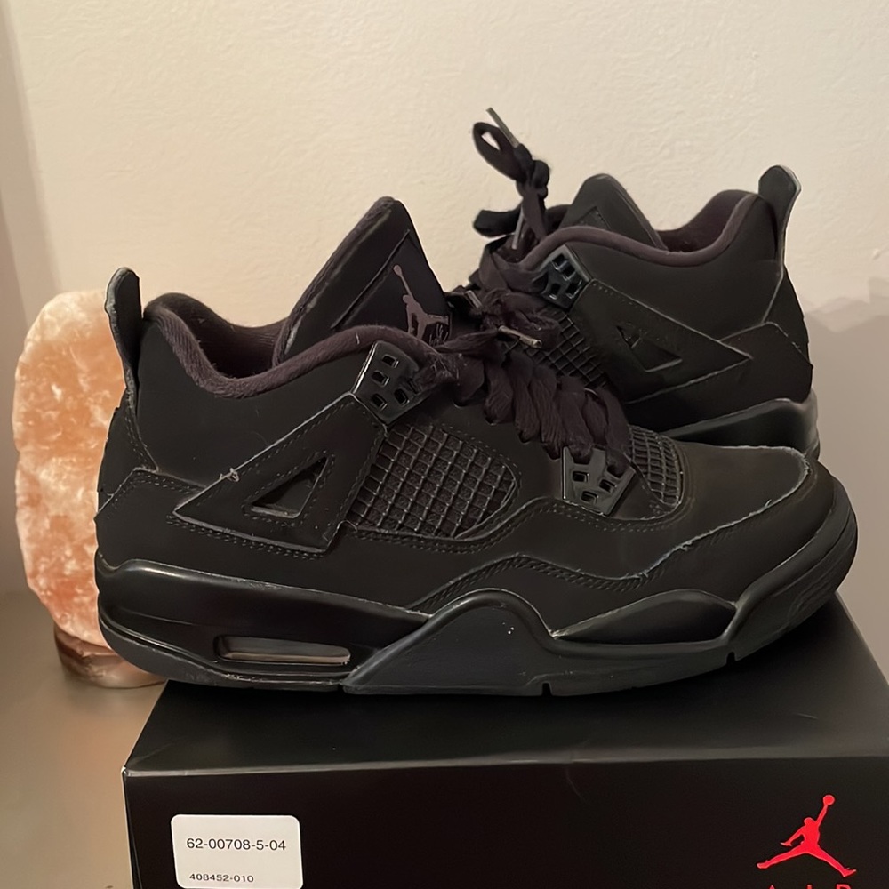 Air Jordan 4 Retro black cat